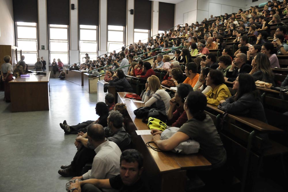 83 MLN ALLE UNIVERSITA' DELLA CAMPANIA 83 MLN ALLE UNIVERSITA' DELLA CAMPANIA