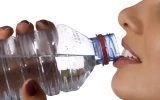 Acqua e bambini: bere aiuta mantenere la mente “elastica”