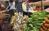 Alimentari: prezzi aumentati di 14 volte l'inflazione media