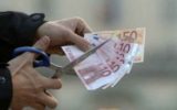 Costi della Politica: alla Regione Campania i Cinquestelle si tagliano gli stipendi