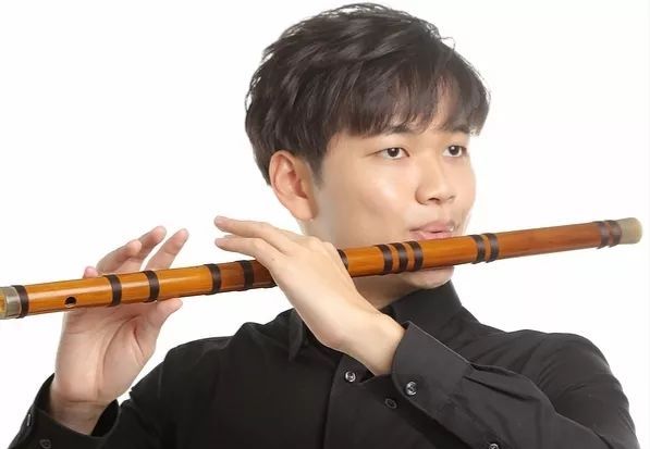 Il flauto traverso cinese di bambù