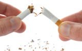 In Francia gli ospedali pagheranno le gestanti per smettere di fumare
