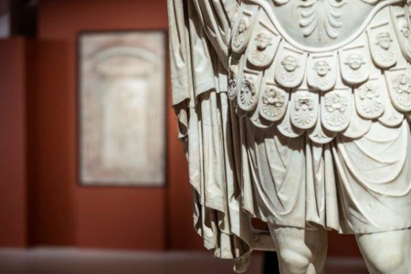 Lettura di editto: Pompei si racconta all’Ermitage