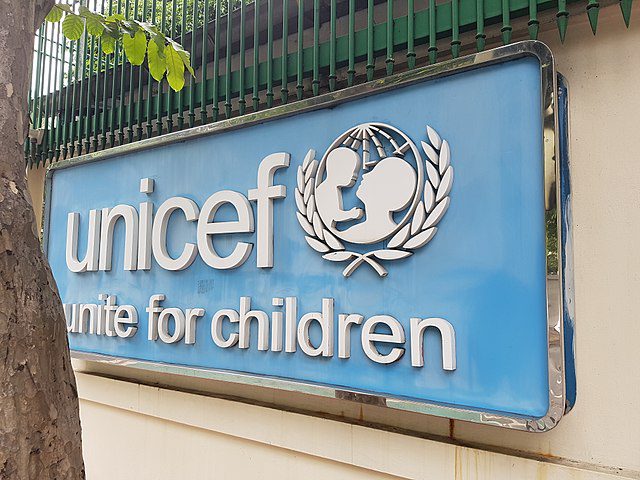 Neonati a rischio: il rapporto UNICEF
