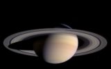 Ombre su Saturno