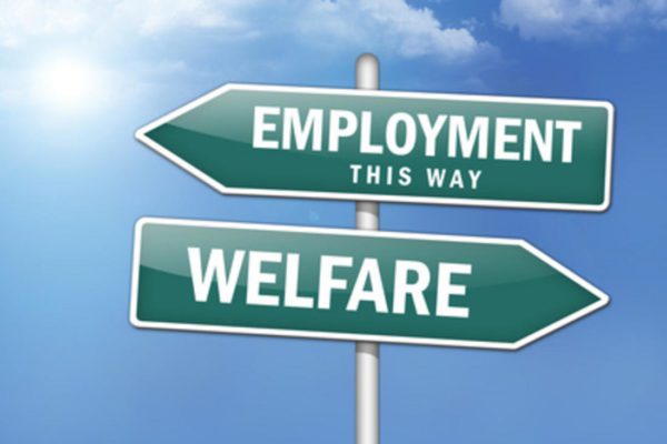 QUANDO LAVORARE NON S'HA DA FARE QUANDO LAVORARE NON S'HA DA FARE