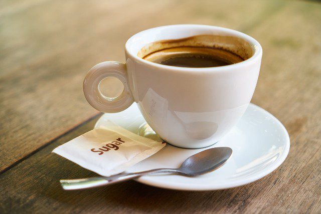 Quanti caffè al giorno bisogna bere per stare bene?