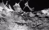 Rosetta: il collo stressato della cometa