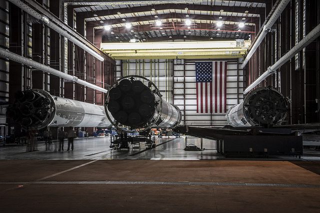 SpaceX guarda avanti