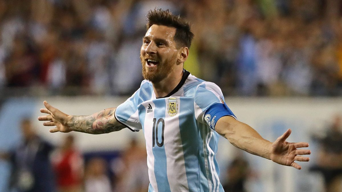 Torna Messi con una tripletta al Panama