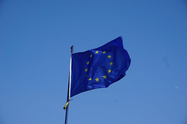 UE: Nuovi accordi per i servizi finanziari
