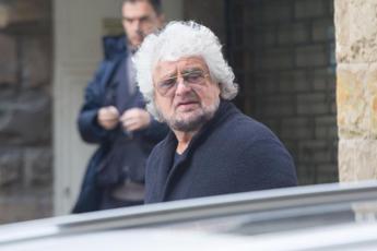Beppe Grillo ricoverato in ospedale a Cecina