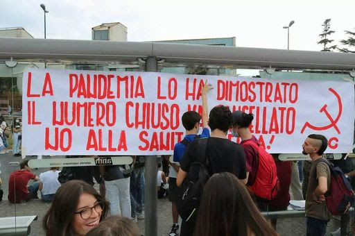 Test medicina: a Napoli in 4mila per 558 posti, tra green pass e proteste