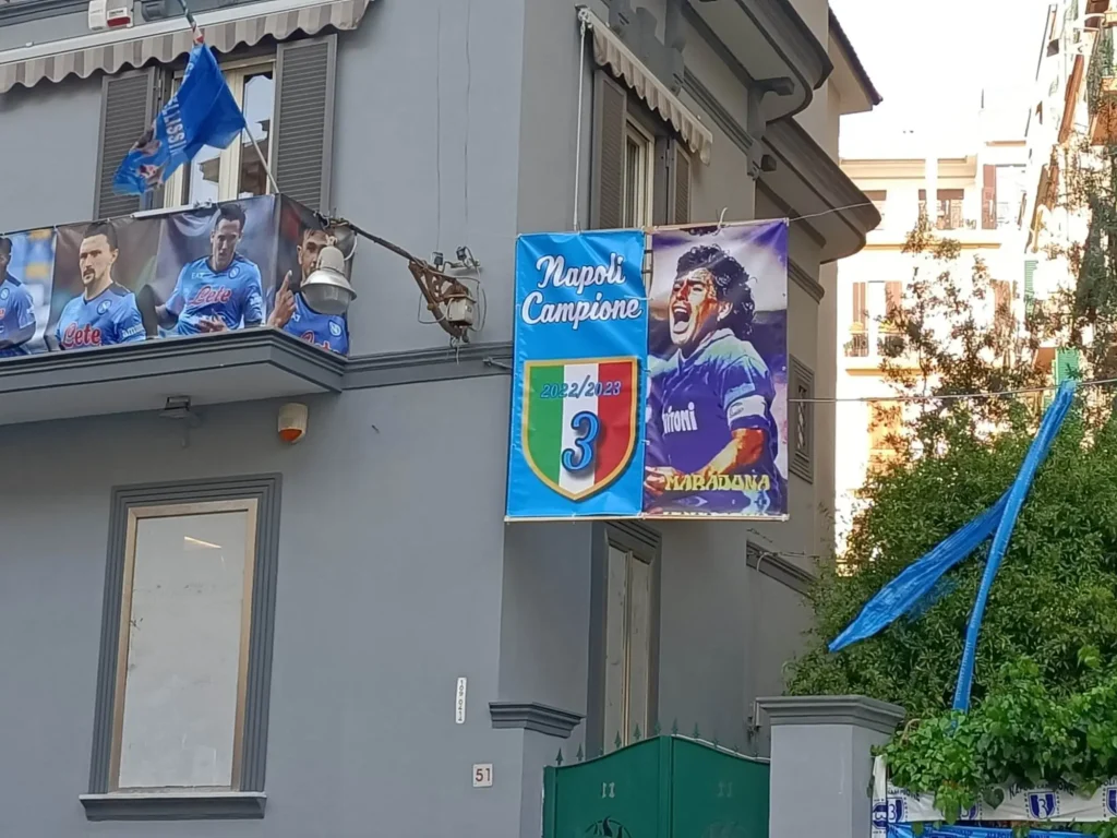 Napoli campione d'Italia: la città azzurra in festa