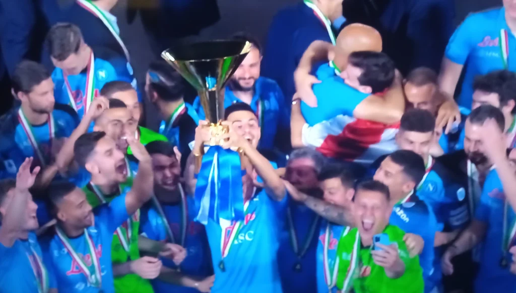Trentottesima giornata di Serie A, il Napoli si laurea Campione d'Italia