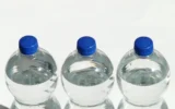 L'evoluzione dei tappi delle bottiglie di plastica