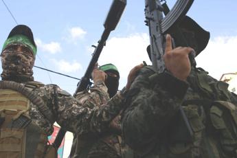 Israele: "Hamas voleva usare armi biologiche, ecco il manuale"