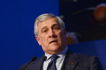 Tajani: "Preoccupati per ostaggi italiani"