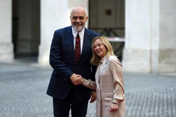 Accordo Italia-Albania, Pd smentisce su Rama fuori da Pse ma resta il tema politico