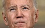 Biden compie 81 anni, l'età diventa il grande tabù della sua campagna