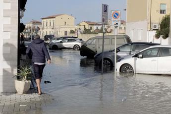 Maltempo, oggi allerta meteo: da Veneto a Toscana, pioggia fa paura