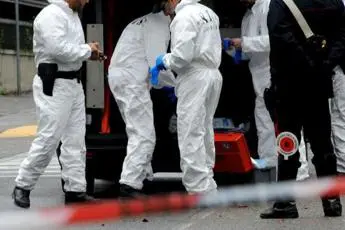 Milano, 73enne trovata morta in casa con lesione testa