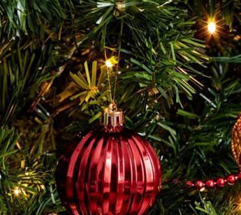 Natale, sotto l'albero la 'migliore reputazione per Ferrari, Ikea e Ferrero