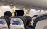 Esplode finestrino su volo Alaska Airlines, la compagnia: "Fermiamo tutti i Boeing 737"