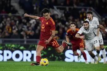 Roma-Atalanta 1-1, gol di Koopmeiners e rigore di Dybala