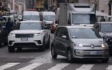 Allarme smog Milano e Lombardia, da domani nuove misure: traffico e riscaldamento, le regole