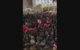 Roma, centinaia in piazza: "Contro le manganellate, Piantedosi dimettiti"