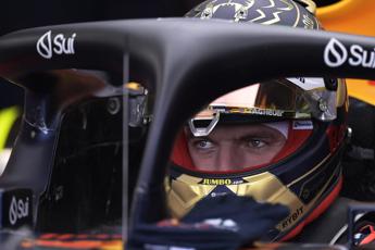 Gp Arabia Saudita, Verstappen leader prime prove libere e Ferrari insegue