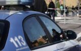 Napoli, spari in un parco giochi: donna ferita da proiettile vagante