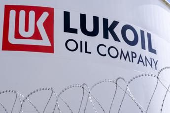 Russia, morto impiccato vice presidente Lukoil: è quarto dirigente in due anni