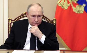 Russia, Putin e la stretta sull'immigrazione: "Entra solo chi segue tradizioni"