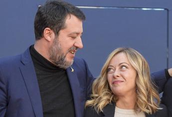 Salvini: "Con Meloni amicizia, gioca a burraco con mia fidanzata, sono due faine..."