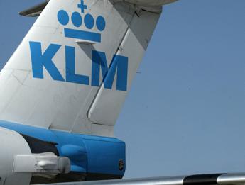 Amsterdam, persona muore riusucchiata dal motore di un aereo Klm sulla pista di Schiphol