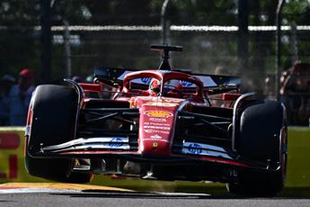 Gp Imola, Verstappen trionfa con Red Bull e Leclerc terzo con Ferrari