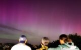 L'aurora boreale colora i cieli di mezzo mondo: dove è stata vista in Italia
