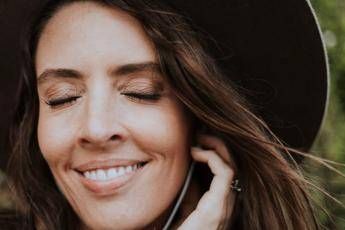 Giornata mondiale della felicità, la 'Gen Z' è quella che si sente più sola Giornata mondiale della felicità, la 'Gen Z' è quella che si sente più sola