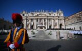 La salute dei Papi, da Giovanni Paolo I a Bergoglio: interventi, malattie e ricoveri degli ultimi pontefici