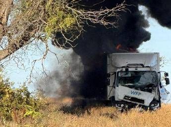 Ucraina, Mosca in pressing: "Usa convincano Kiev alla pace". Attacco russo a convoglio Onu Ucraina, Mosca in pressing: "Usa convincano Kiev alla pace". Attacco russo a convoglio Onu