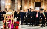 Crans-Montana, Meloni, i ministri e le opposizioni alla messa a Roma per le vittime