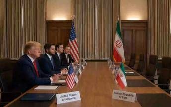 "Dov'è l'Iran?", Trump e i negoziati flop: Teheran sfotte con video AI "Dov'è l'Iran?", Trump e i negoziati flop: Teheran sfotte con video AI