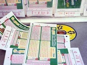 Superenalotto, numeri combinazione vincente di oggi 5 maggio Superenalotto, numeri combinazione vincente di oggi 5 maggio