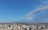 Etna, nube di cenere di 4 chilometri dal vulcano: scatta allerta rossa per l'aviazione Etna, nube di cenere di 4 chilometri dal vulcano: scatta allerta rossa per l'aviazione