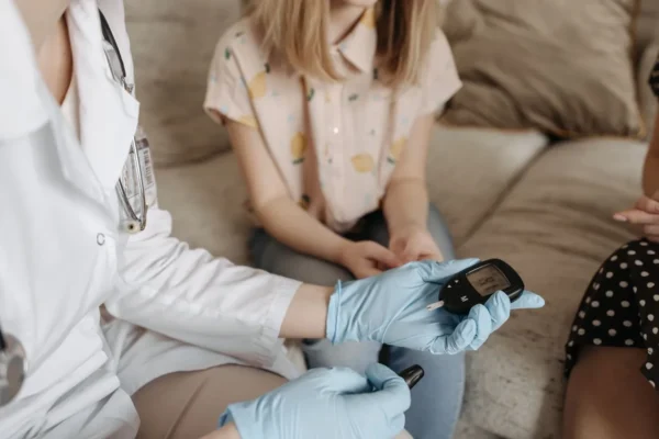 Diabete, bastano 20 secondi di voce: l’IA potrebbe aiutare a individuarne il rischio