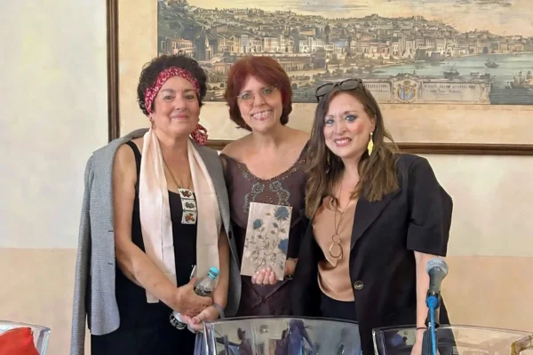 “Rosanera e altri fiori”: l’intervista all’autrice Silvana Fumo