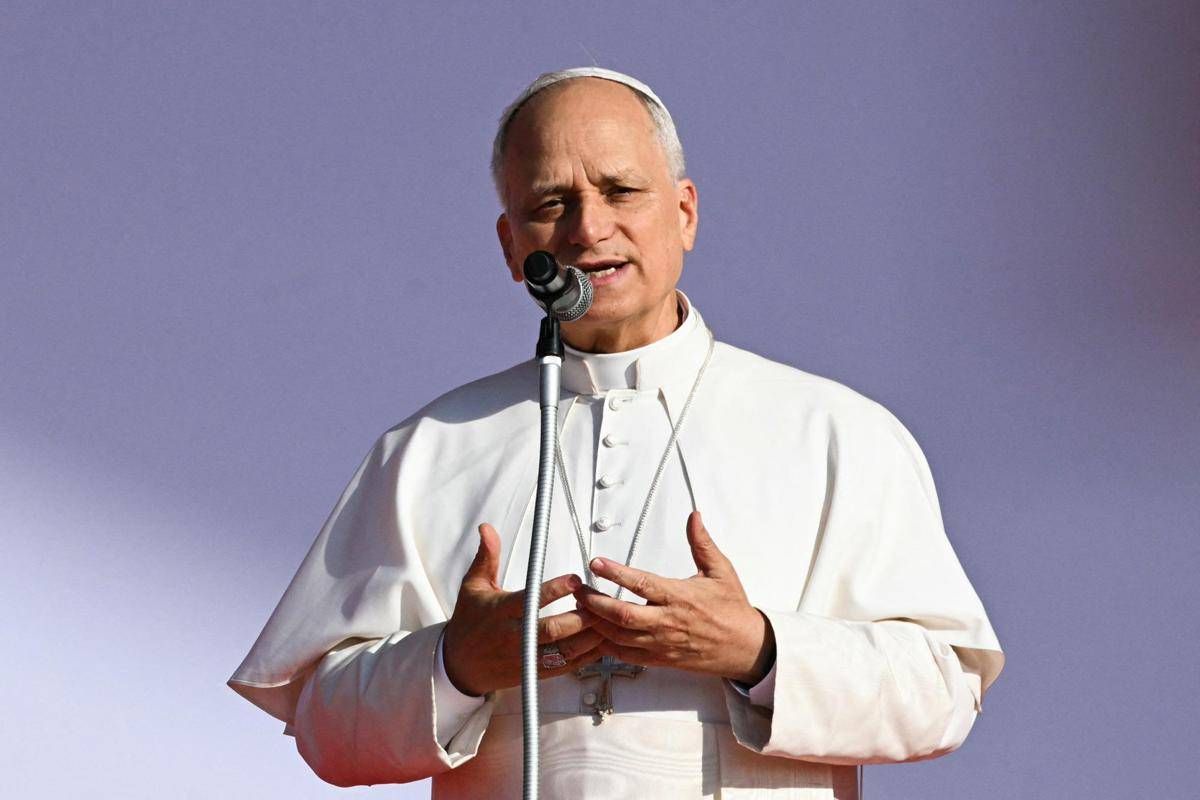 Papa Leone, pneumologo: "Nodulo polmonare circoscritto operabile, spesso intervento è risolutivo" Papa Leone, pneumologo: "Nodulo polmonare circoscritto operabile, spesso intervento è risolutivo"