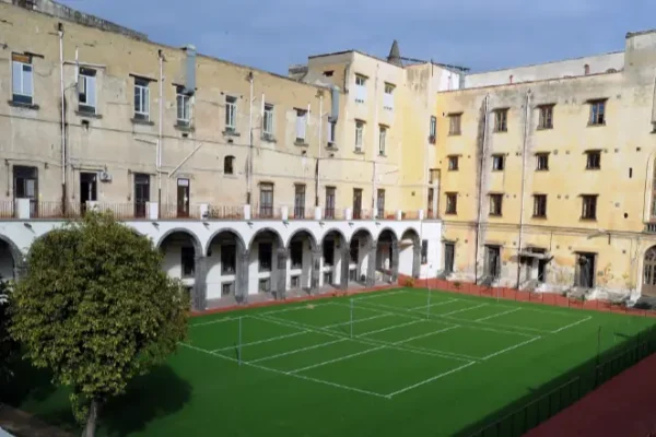 Napoli, gli studenti del Casanova a caccia delle dispersioni energetiche